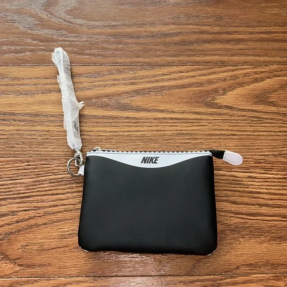 NWOT Nike Icon Cortez Wristlet White on Black - Picture 2 of 6